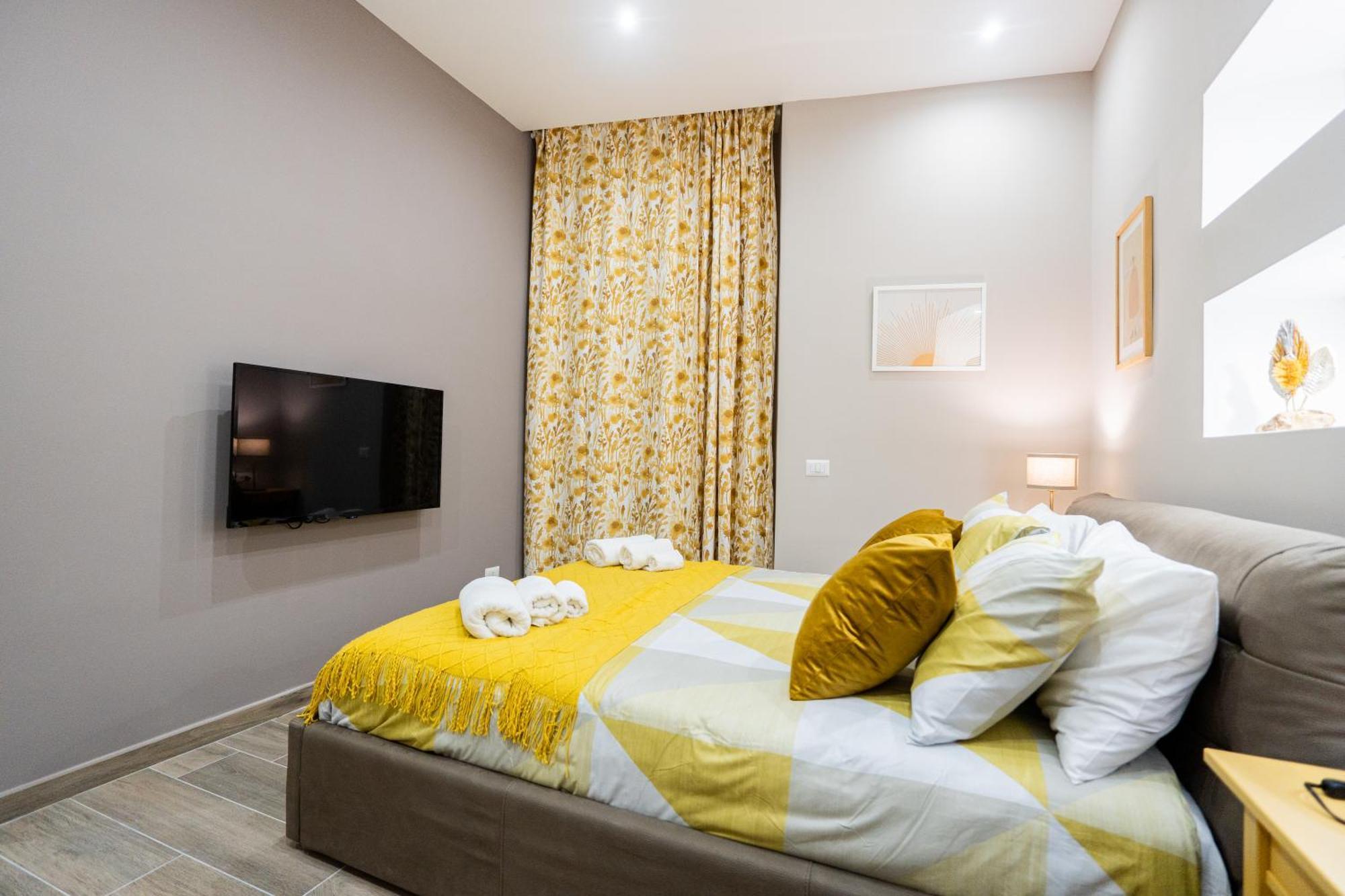 La Casa Di Bianca - Modern Suites Near Plebiscito Napels Buitenkant foto